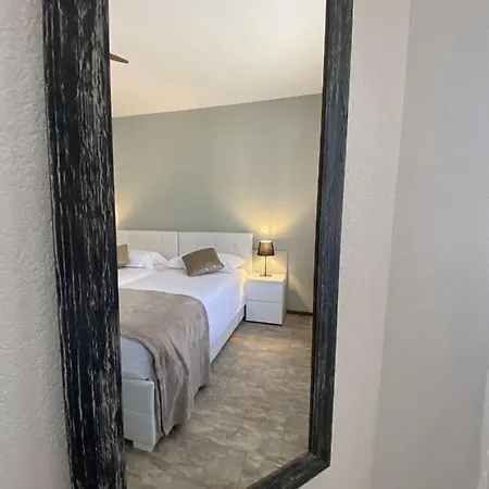 酒店 车站旅馆 Roveredo