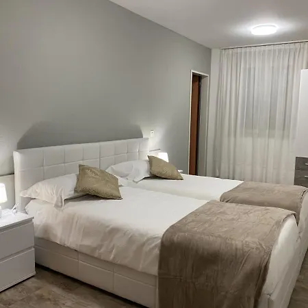 Отель Stazione Roveredo